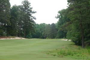 Mid Pines Inn 3rd Approach